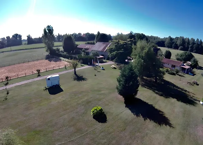 بيت للعطل Jardin De Pomarede